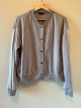 ♻️Light Gray Women's Bomber Jacket with Stripe Sleeve